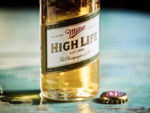 Image result for Miller high life label on bottle